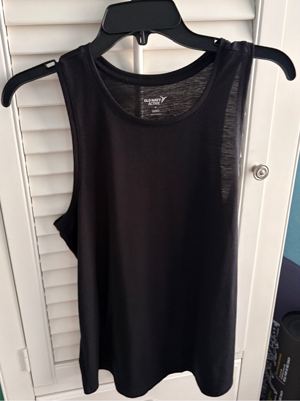 Old Navy Black Tank Top - Active Scoop Neck